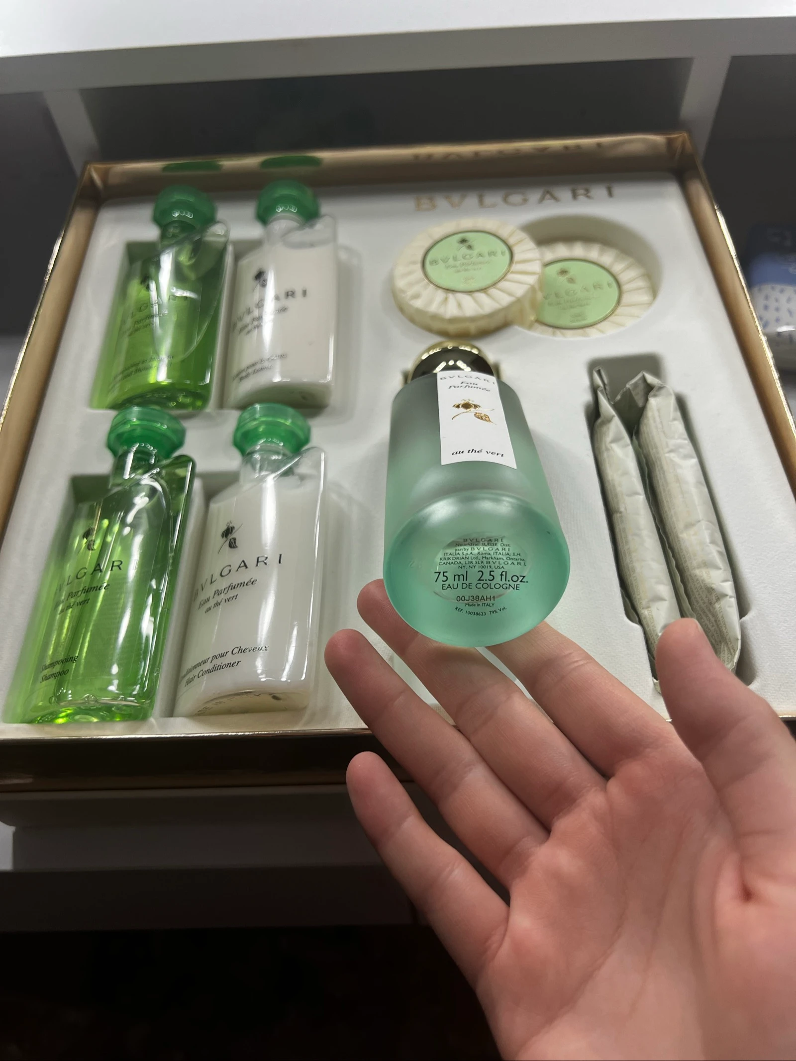 Conjunto de lujo BVLGARI Eau Parfumée au Thé Vert – photo 2